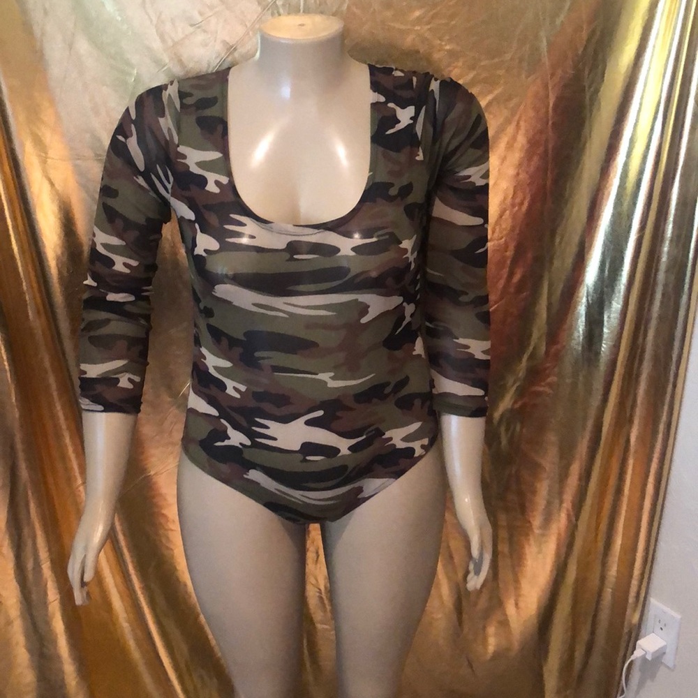 Army print mesh top